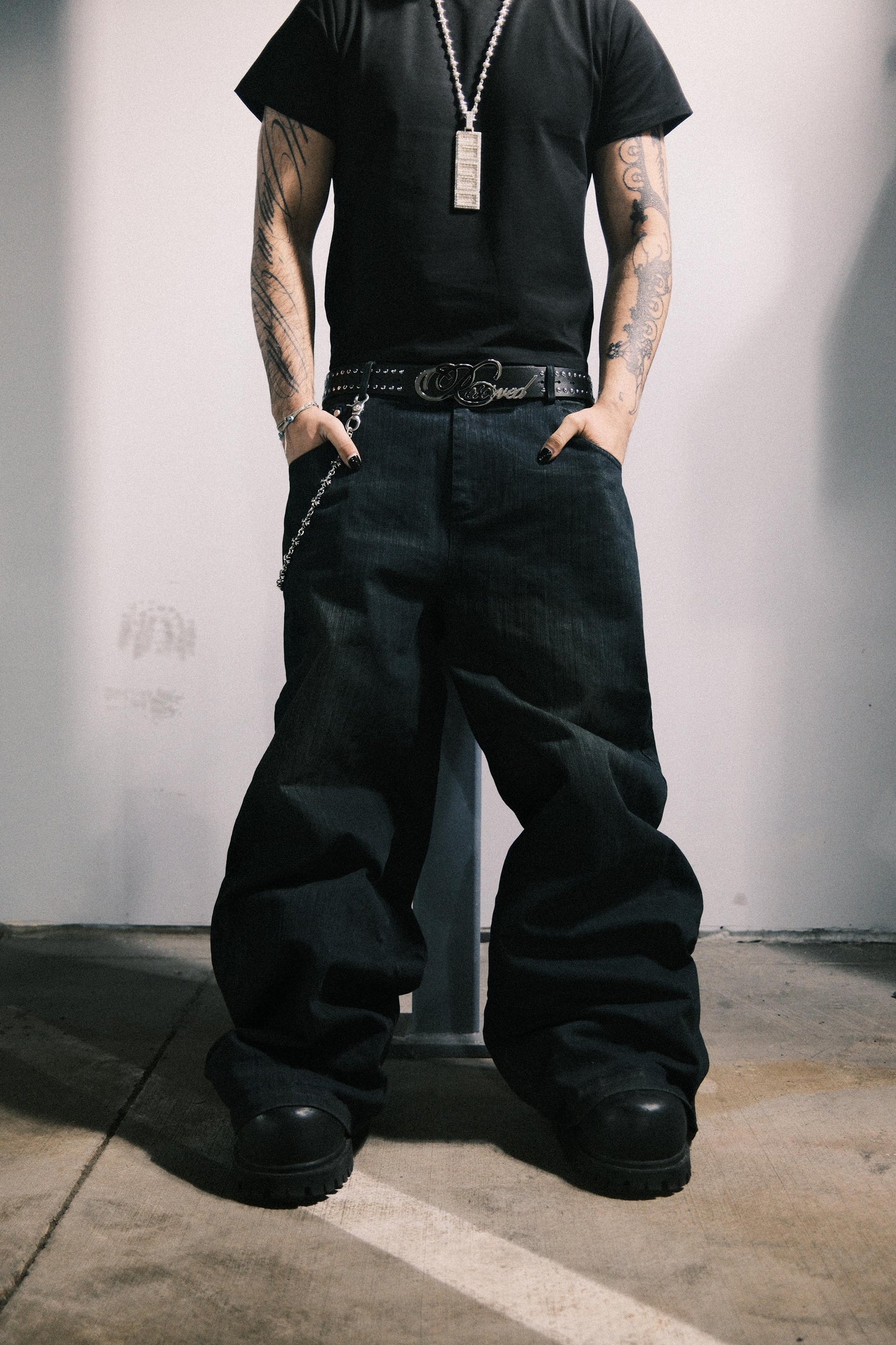 VOLUME JEANS