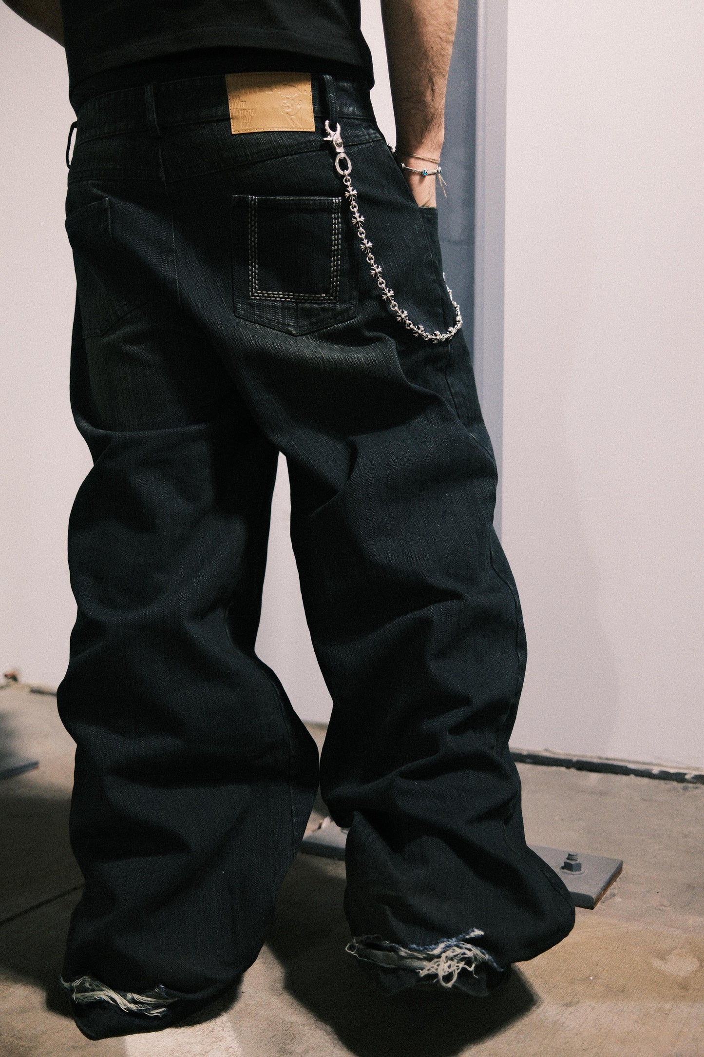 VOLUME JEANS